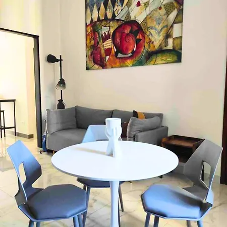 Chic & Renovated- Prime Location - 4 Min Walk To Seaside Apartamento Rapallo