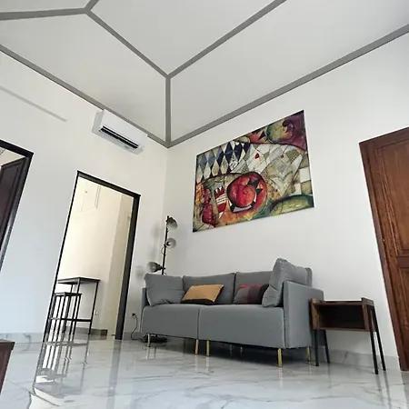 Apartment Chic & Renovated- Prime Location - 4 Min Walk To Seaside Rapallo